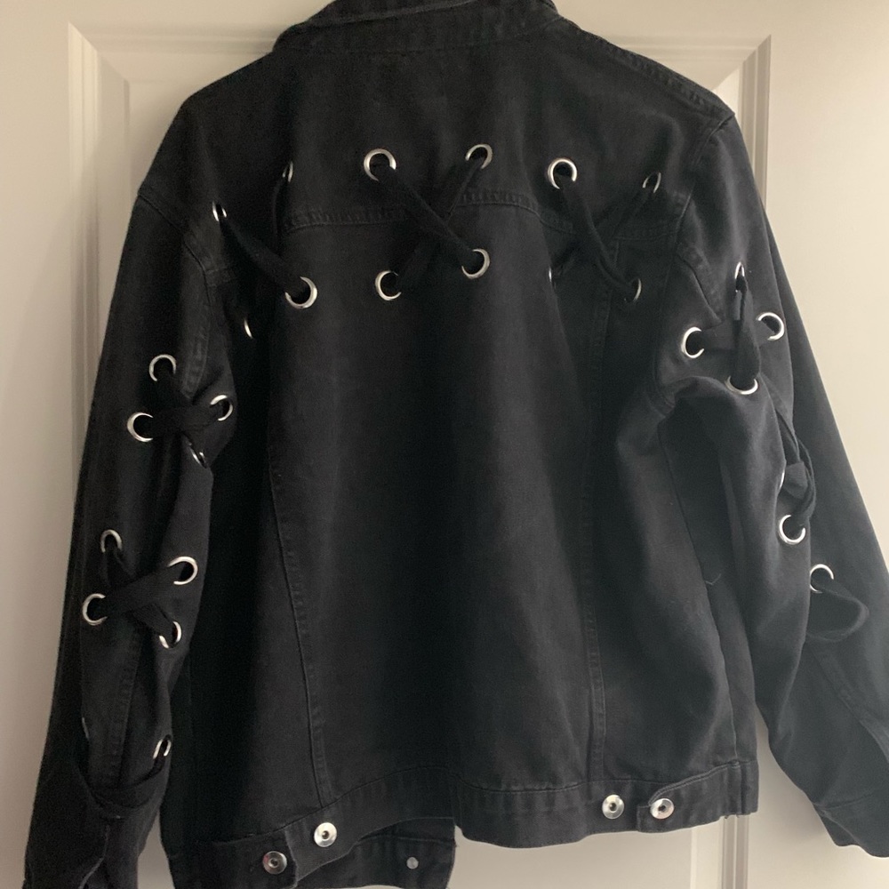 Clothes - Picture 2 of 2